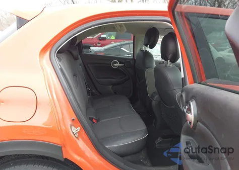 2016 Fiat 500X Trekking из США, поврежденный, VIN ZFBCFYCT6GP382376